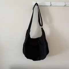 GU ジーユー ショルダーバッグ ブラック