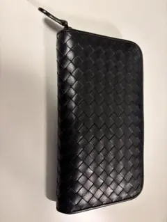 ボッテガ・ヴェネタの長財布