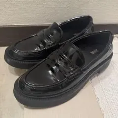 【着用1回】ZARA 36 ブラックエナメルローファー