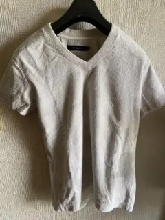 I Piu 1 Uguale 3 ホワイトVネックTシャツのサムネイル