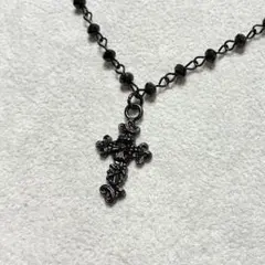 ブラックボタニカルクロス十字架ロザリオネックレス黒ビーズチェーンゴシックS