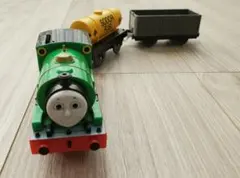 プラレール　TS-06　パーシー　きかんしゃトーマス