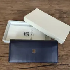 【匿名発送】GIVENCHY ジバンシー レザー 長財布 フロントロゴ　財布のサムネイル