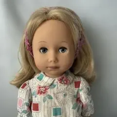 ゴッツ社のちいさな女の子人形