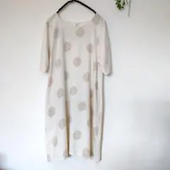 サークル刺繍 チュニック オフホワイト 半袖 綿 麻 ガーゼの肌触りのサムネイル