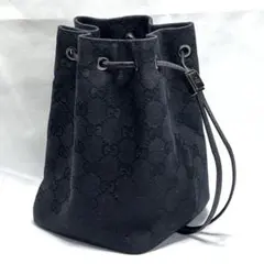 GUCCI GGキャンバス 巾着ポーチ ブラック 即購入⭕️ - メルカリ