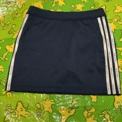 【超美品】adidas ゴルフ　スカート アンダーパンツ付き　サイズＭ