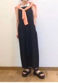 ユニクロ　リネンブレンドジャンプスーツ Sサイズ ウエストリボン