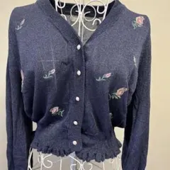 axes femmeカーディガン