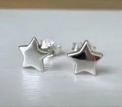 シルバー　星　ピアス　スター