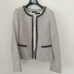 avv ノーカラーツイードジャケットのサムネイル