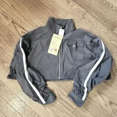【タグ付き新品未使用】Lax Dan Tia クロップドジャケット グレー