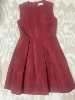 ヴァレンティノ　valentino 赤　フラワー　レッドワンピース　膝丈　格安 ヴァレンティノ valentino 赤 フラワー レッドワンピース 膝丈 格安