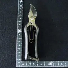 安重打刃物店　黒い剪定バサミ（箱付き） 2026年最新】花鋏 安重の人気アイテム - メルカリ