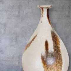 【茶道具 花入】和モダン 鉄釉 流し掛け 徳利型 花器 一輪挿し