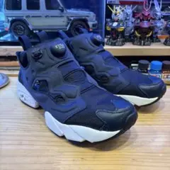 【極美品】 Reebok ポンプフューリー ネイビー 24.0cm