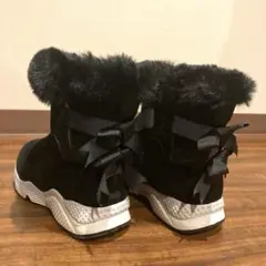 バックリボン付きムートンブーツ