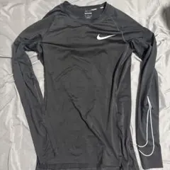 美品✨　NIKE PRO インナー　黒　M コンプレッションシャツ　筋トレのサムネイル