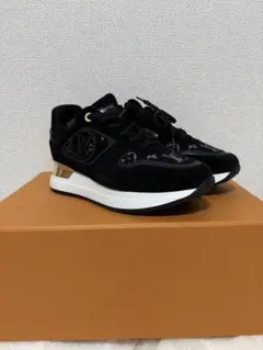 美品LOUIS VUITTON ネオランアウェイ・ラインスニーカー　ブラック38