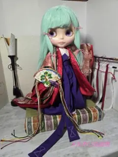 ブライスさんの十二単 (袿姿)双子座の姫たち其の二　(雪輪)ハンドメイド ブライスさんの十二単 (袿姿)双子座の姫たち其の二 (雪輪)ハンドメイド