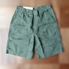 【新品未使用】UNIQLO 恐竜柄 ハーフパンツ カーキ 130cm