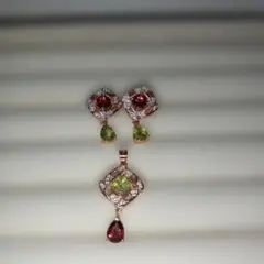 新品❣️ガーネット＆ペリドット＆ダイヤ 925K14仕上げピアス＆トップセット