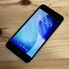 yy17280D バッテリー新品　iPhoneSE第3世代64GB SIMフリー