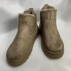 ベージュファー付き厚底ショートブーツ　あったかい