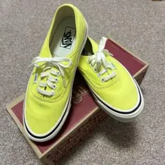 Item thumbnail for item 33563877-096d-4ea6-8113-8f47845bc6a2