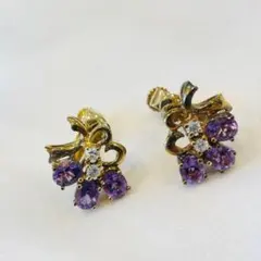 花デザイン 紫色ストーン イヤリング　アクセサリー