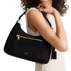 TUMI Voyageur アデレード ホーボー クロスボディブラック　ゴールド