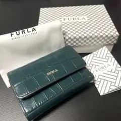 FURLA 三つ折財布 クロコ型押し ダークグリーン
