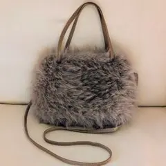 【新品】モカ　 フェイクファー ショルダーバッグ