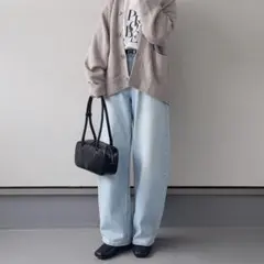 UNIQLO バギーカーブジーンズ　62Blue サイズ24