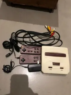 FC　ファミコン　互換機　ファミコンフォート 周辺機器　コントローラー2個付