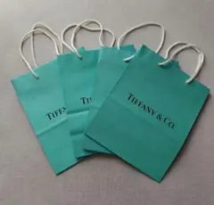 Tiffany & Co. ティファニー　ショッパー　ショップ袋 　紙製　４枚