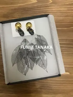 Item thumbnail for item 9b5aaae3-4ac3-445b-af16-7e70e52f7d78