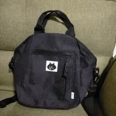 ネネット　にゃー　ショルダーバック