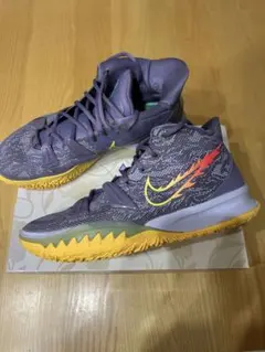 NIKE KYRIE 7 28.5cm カイリー7のサムネイル
