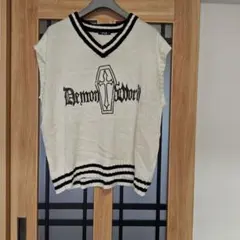 ３Lサイズ大きいサイズ地雷系 Vネックニットベスト白