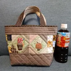 ハンドメイドパッチワークキルティングトートバッグ　スーちゃんとビリー君