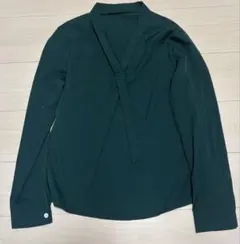 ボウタイブラウス