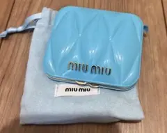 MIU MIU　ミラー　ノベルティ　水色 　新品　巾着入りのサムネイル