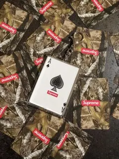 Supreme ゴールド トランプ 1枚 - メルカリ