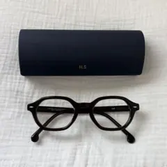新品　chutts ブラウン ユニセックス オーバルシェイプサングラス 新品 chutts ブラウン ユニセックス オーバルシェイプサングラス