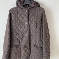 フード付きキルトジャケット