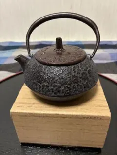 期間限定値下げ中 ⭕️ 南部鉄瓶 急須 日の丸 黒 鉄瓶 600ml 】 日本製