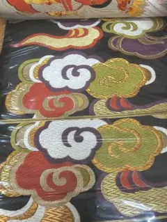 新品未仕立て西陣織手織り（河合美術織物）袋帯 黒地 鶴 雲文様 金糸 