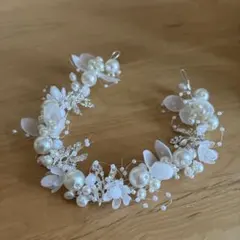 ウェディングヘッドドレス パールと花