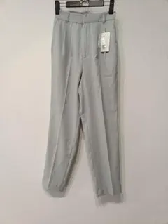 LOWRYSFARM ローリーズファーム　ラクビシルエットテーパードパンツ S